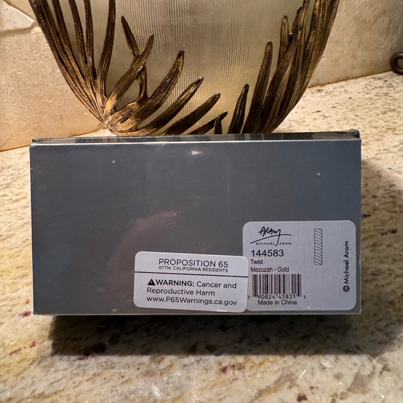 New with box Twist Gold color Michael Aram Mezuzah - Picture 3 of 4